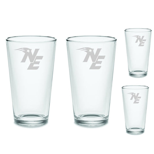 SET New England Patriots Pint Drinking Glasses Etched Tumbler Drinkware 16 oz. Cocktail Mixing Glass